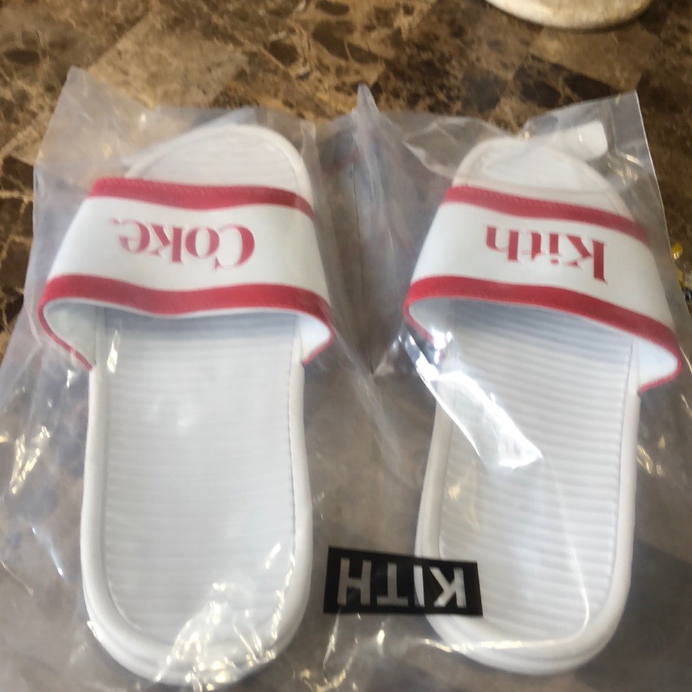 Kith x Coca Cola slides